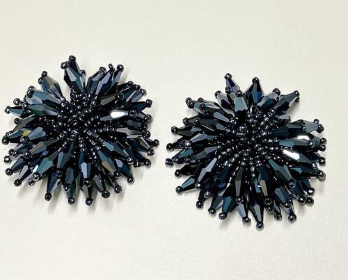 Vintage clip earrings - vintage, on