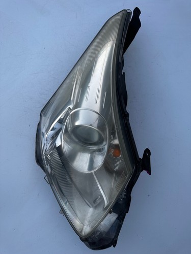 Toyota avensis genuine front - toyota,