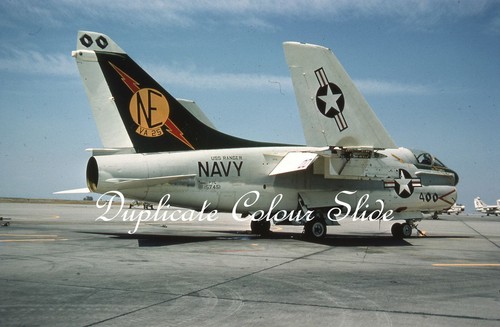Navy corsair 11 - navy, a-7e