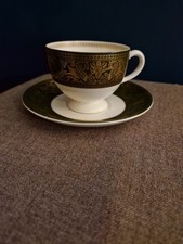 WEDGEWOOD Florentine Green and Gold Tea Cup and Saucer Bone China Excellent