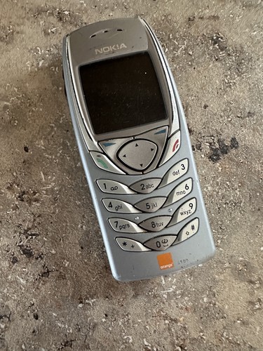 Nokia 6100 mobile phone - 6100,