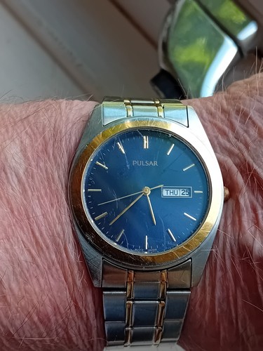 Pulsar day date - pulsar., day/date,