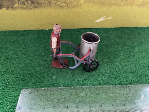 Vintage britains lead garden - lead,