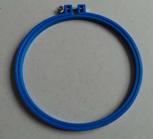 Plastic embroidery inch - plastic,