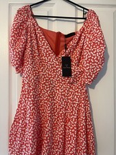 ladies red play suit Large On