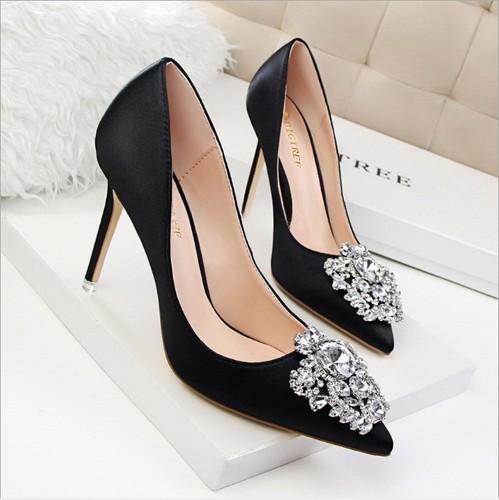New ladies bridal shoes - new,