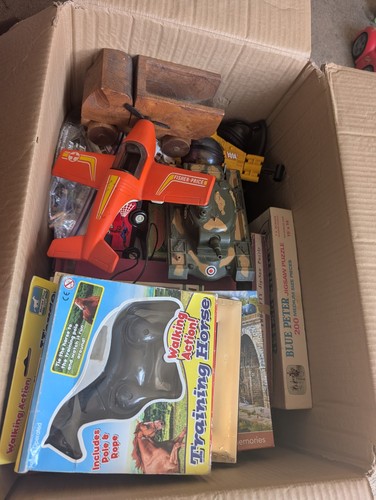 Vintage mystery box - mystery,