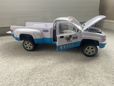 Breyer Dually Truck 1:9 Scale No. 2616