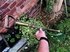 ANTIQUE VICTORIAN STIRRUP