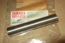 YAMAHA FZR250  FZR 250  C.1987  GENUINE NOS RELAY ARM COLLAR - # 90387-122T2