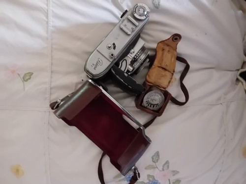 Old vintage cameras - cameras, sale