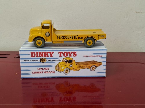 Dinky toy 533 leyland - toy, no