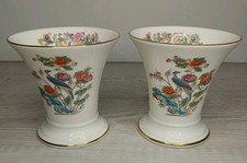 Pair Or Vintage Wedgwood Fine