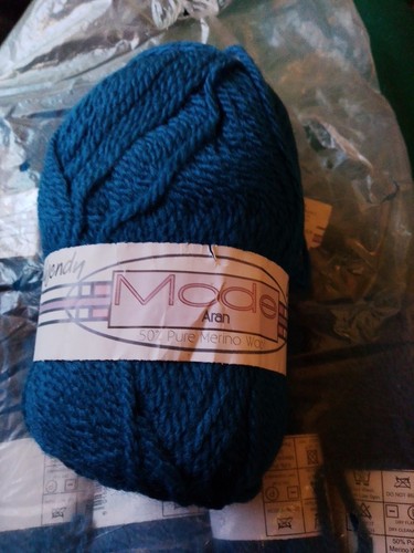 Wendy mode aran 50g - x, balls