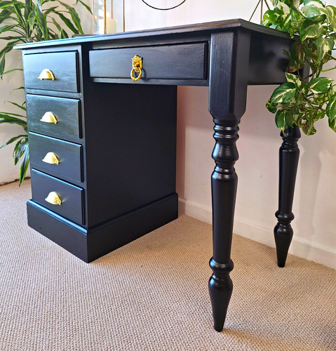 Handpainted classic black - classic,