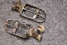 YAMAHA YZ400F OEM FOOTPEGS 1998