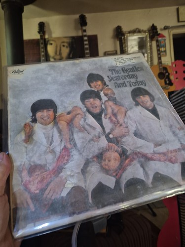 Beatles yesterday today mono - today,