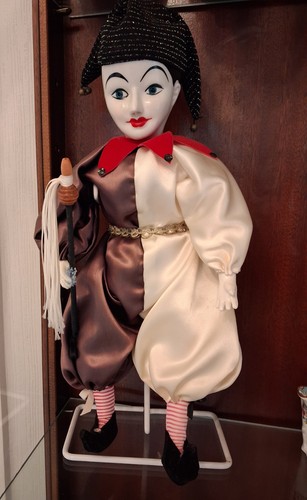 Harlequin pierrot doll - ,