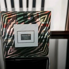 Manhatten Mirrored Animal