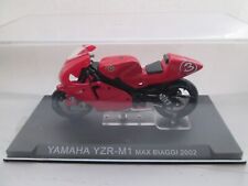 MAX BIAGGI YAMAHA YZR-M1  2002 IXO 1-24 SCALE MOTORCYCLE MODEL
