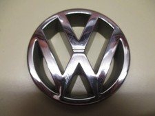 VW GOLF/ JETTA/ CORRADO FRONT GRILLE BADGE, 3A0853601, Used.