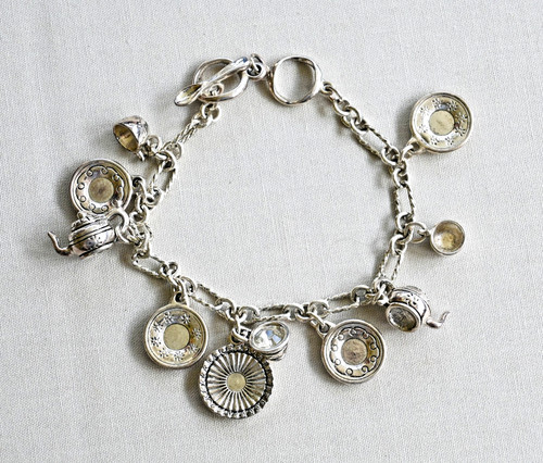 Silver tone tea cup - silver, party
