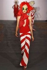 Gareth Pugh Catwalk S/S 2016