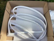 Genuine Beko TLDA567W White Rubber Door Seal  Fridge & Freezer