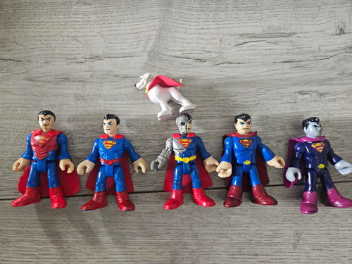 Superman action figure lot - superman,