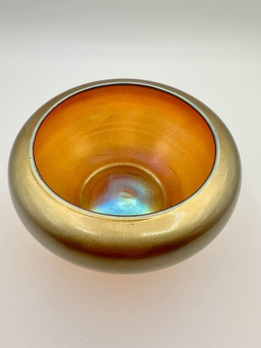 Signed art glass steuben - signed,