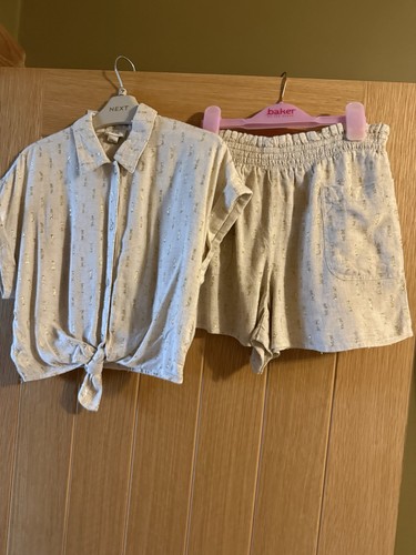 River island short and - island, top