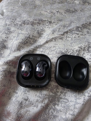 Samsung galaxy buds live - samsung,