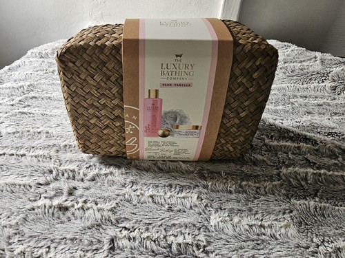 The luxury bathing company - the,