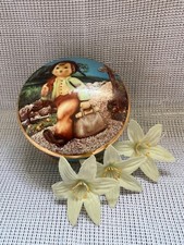 HUMMEL DANBURY MUSIC BOX