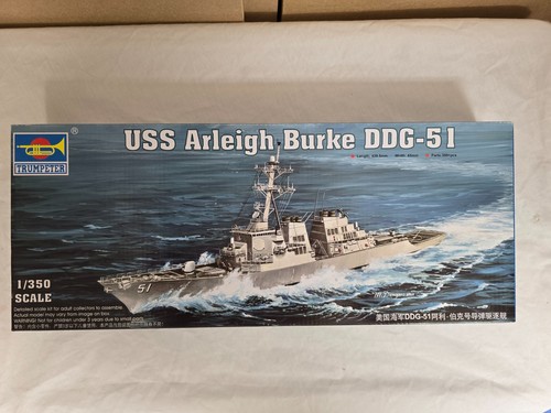 Trumpeter 350 4523 uss - trumpeter, no