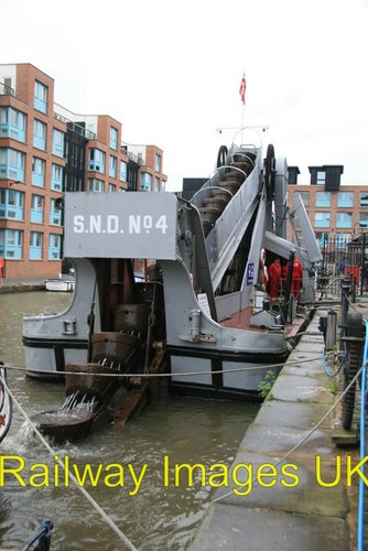 Photo gloucester waterways - -,
