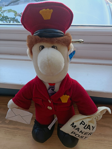Playmakers postman pat plush - pat,