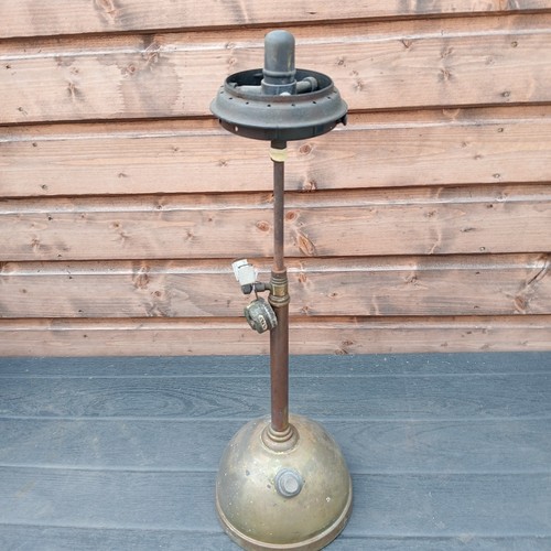Table tilley lamp and - lamp, pre