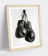 BOXING GLOVES BLACK AND WHITE