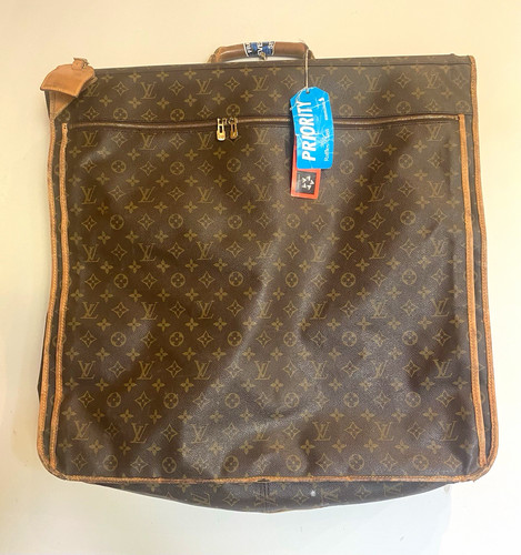Louis vuitton monogram canvas - monogram,