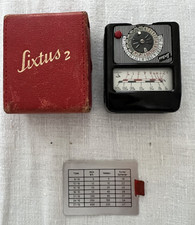 1950's GOSSEN SIXTUS 2 BAKELITE LIGHT METER & CASE & LIGHT CARD