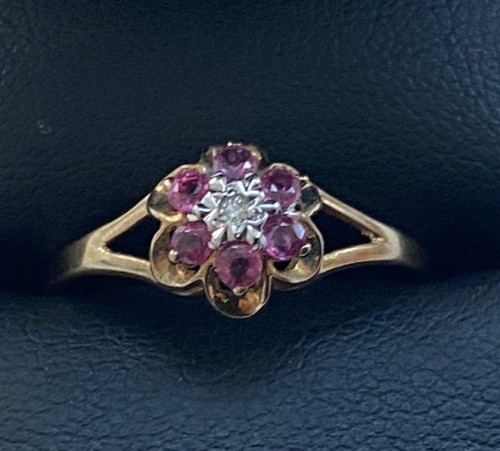 Vintage 9ct gold - gold, ruby