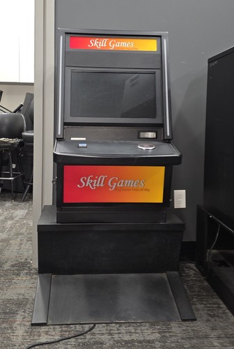 Skill game cabinet - skill, –