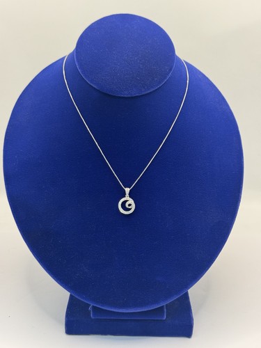 Diamond set pendant and chain