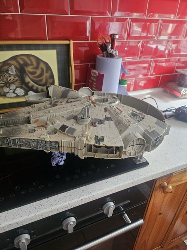 1995 millennium falcon star - falcon,