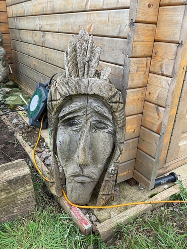 Chainsaw carving indian - indian, head