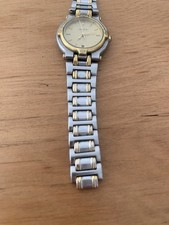 Gucci 9000L Women Ladies Two Tone Watch Working Strap Needs Fixing