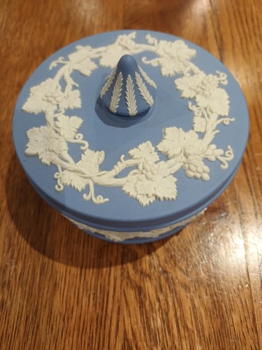 Wedgwood blue white - wedgwood, blue/white