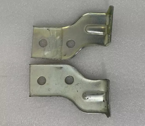 Rear bumper bracket holder - rear,