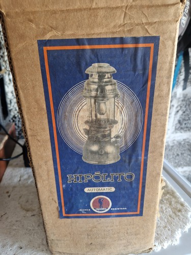 Hipolito tilly lamp